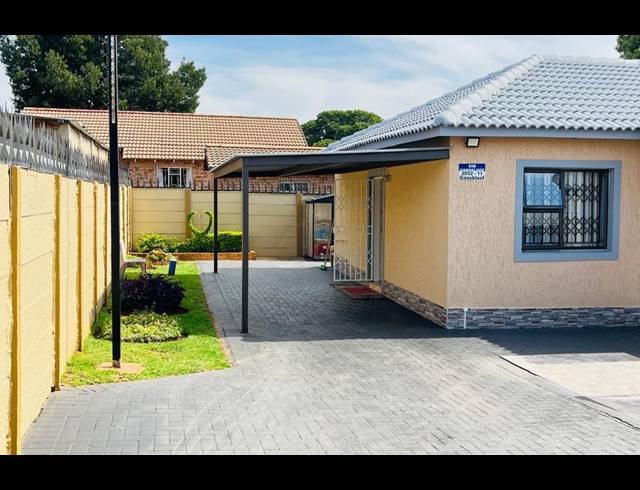2 BEDROOM HOUSE FOR SALE IN GLEN HARVIE
